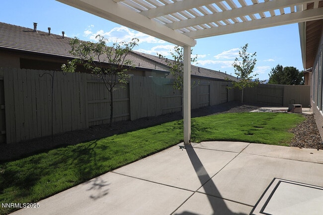 Building Photo - 1692 Broadstone Way