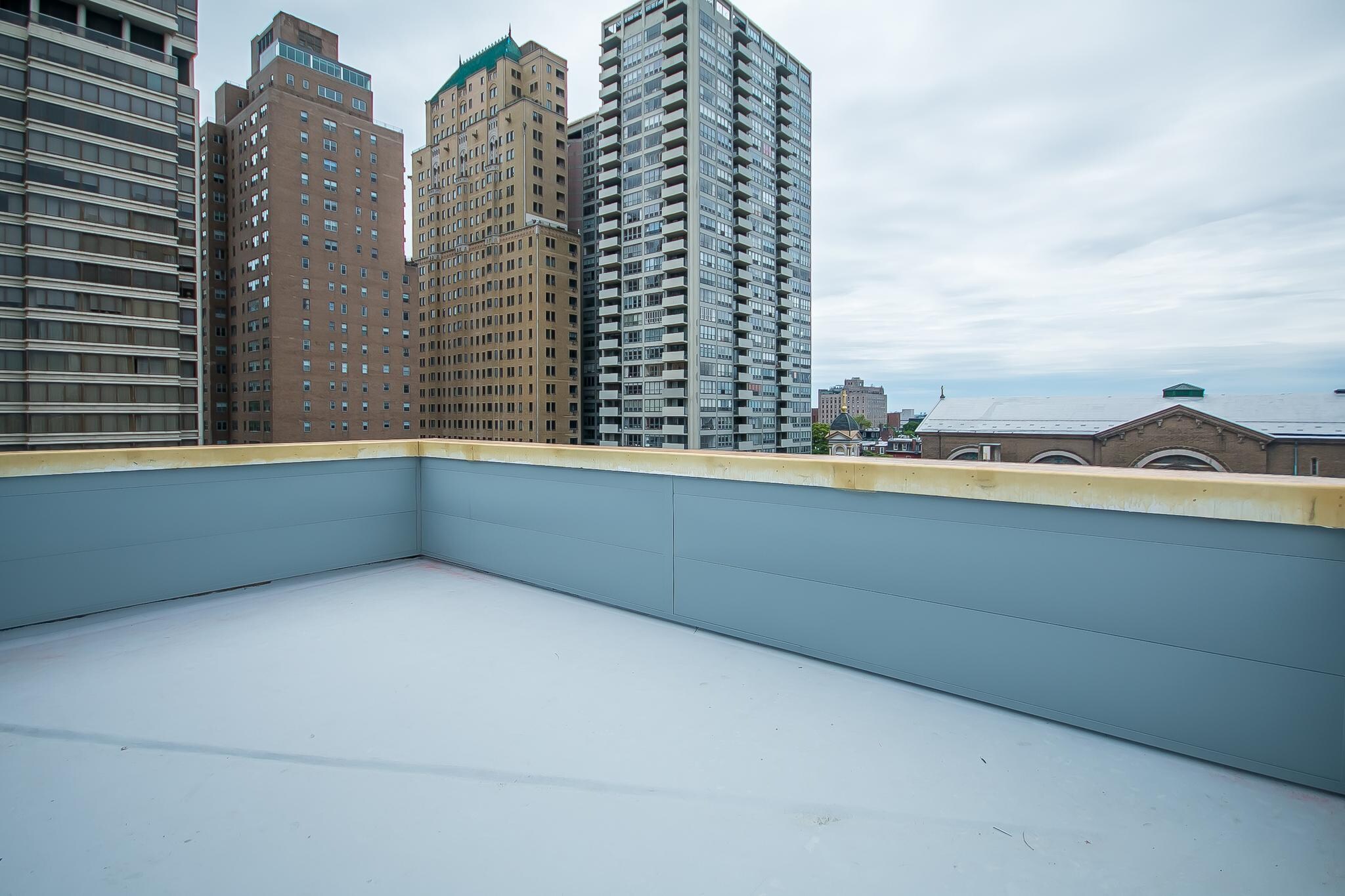 Building Photo - 2010 Walnut St