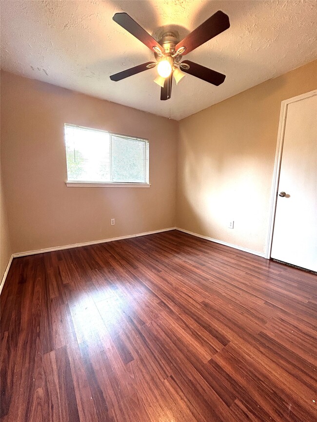 Building Photo - 1754 Jo Ann Ln