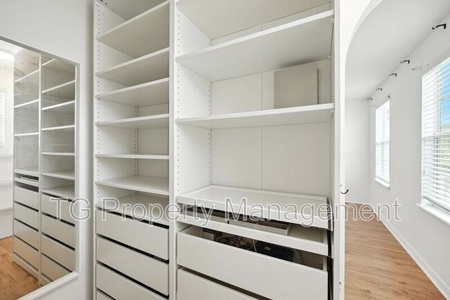 Building Photo - 3769 Verde Gardens Cir