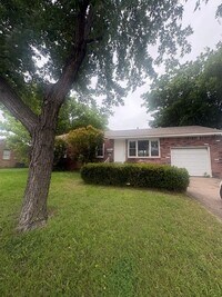 Building Photo - 3 bedroom 1 bath