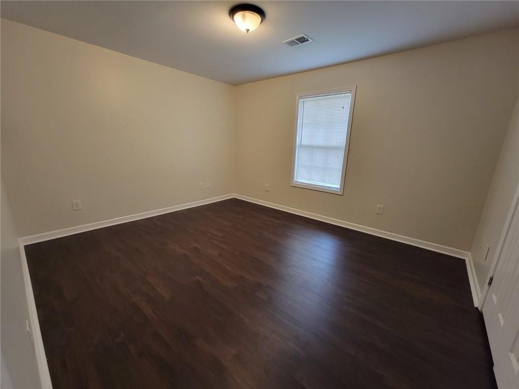 Building Photo - 9167 Bent Pine Ct NE