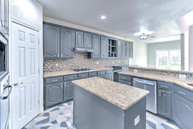 Building Photo - 7723 Buccaneer Cir