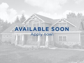 Building Photo - 5912 Westgate Dr