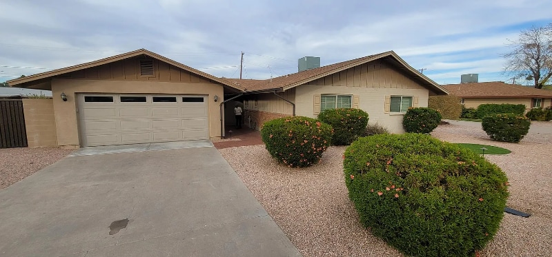 Building Photo - 8220 E Northland Dr