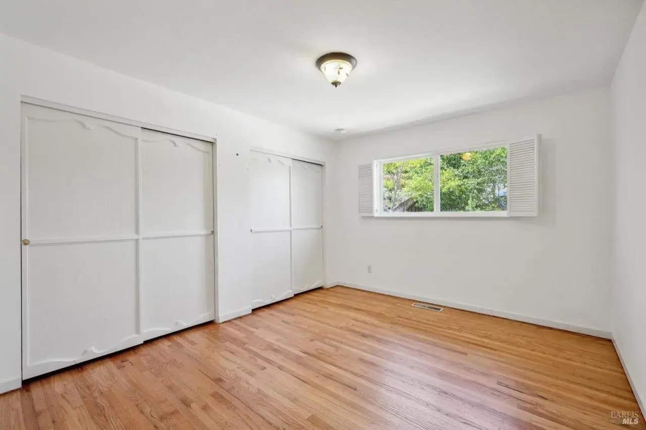 Bedroom 2-Double closet - 1097 Lea Dr