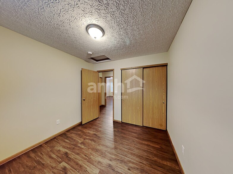 Building Photo - 3417 Hail Ridge Dr