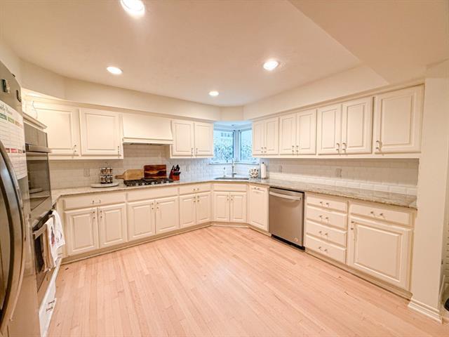Building Photo - 4500 San Carlos Dr