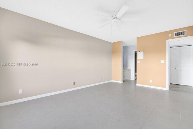 Building Photo - 3050 NW 42nd Ave
