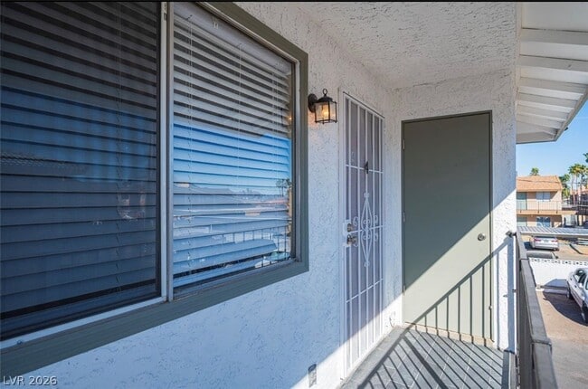 Building Photo - 5336 Mancos Ct