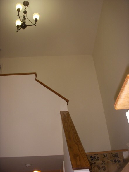 Cathedral Ceiling Stairwell - 140 Dickinson Ln