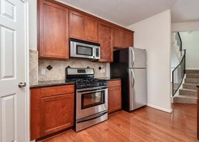 Building Photo - 4314 Koehler St