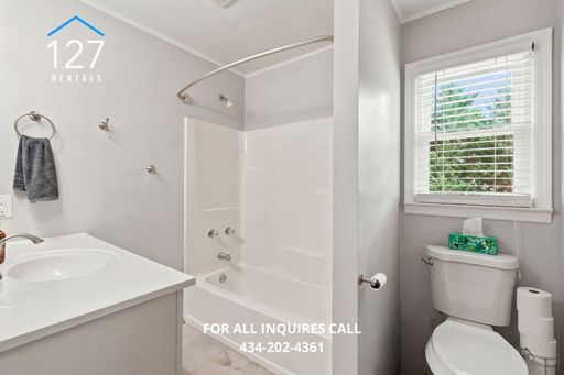 Building Photo - Spacious 4-Bedroom Single Family home with Large Backyard & Ample Storage