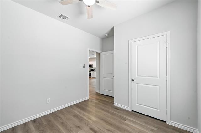 Building Photo - 102 Navajo Dr