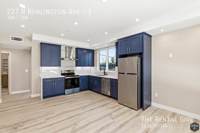 Building Photo - 227 N Burlington Ave
