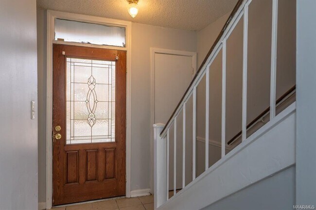 Building Photo - 548 Winston Dr