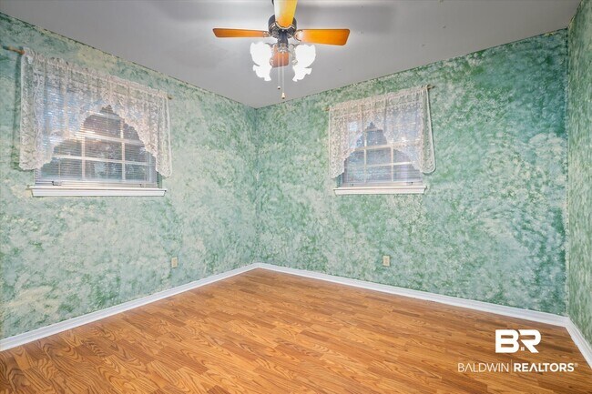 Building Photo - 7300 Cypress Ave