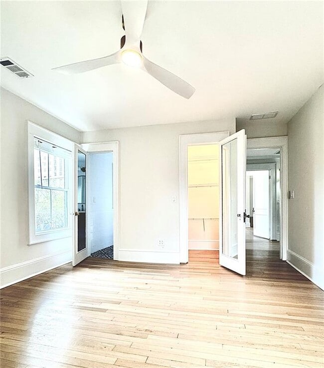 Building Photo - 38 Delmont Dr NE