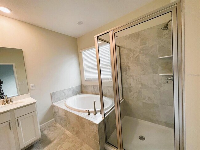 Building Photo - 236 Muscogee Ln