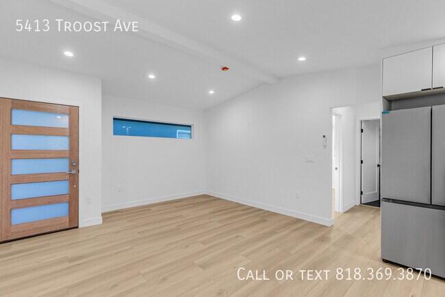 Building Photo - 5413 Troost Ave