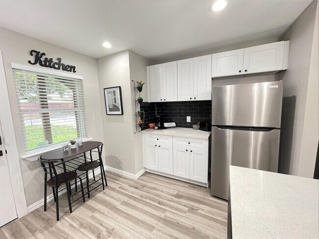 Building Photo - 4326 Alconbury Ln