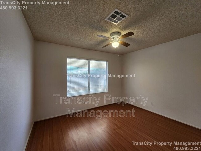 Building Photo - 1333 N Higley Rd