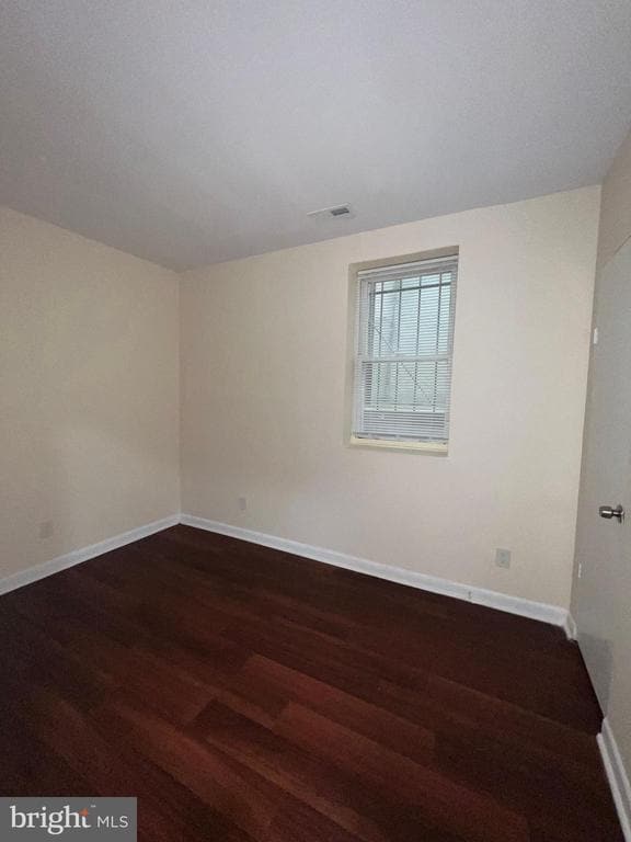 Building Photo - 1423 W Fayette St