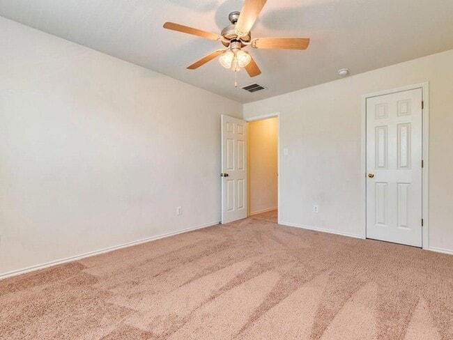 Building Photo - 6 Verde Ranch Loop