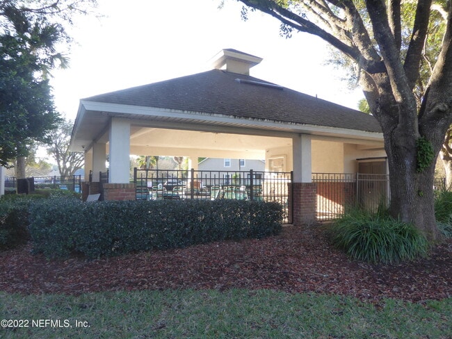 Building Photo - 8716 Canopy Oaks Dr