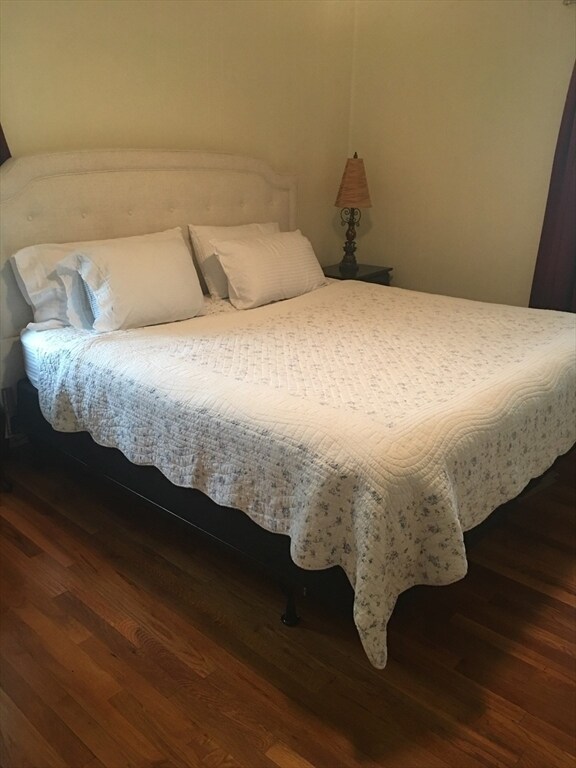 Building Photo - 33 Fifield St