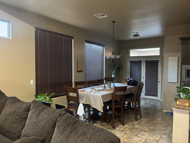 Building Photo - 3613 Santa Sabina Ave