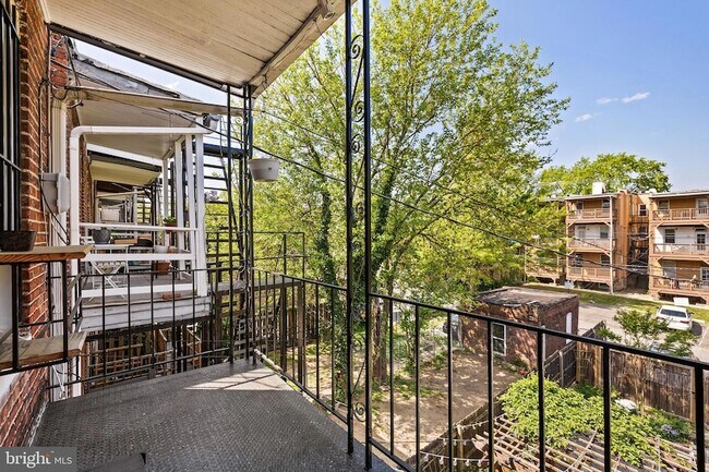 Building Photo - 3030 Guilford Ave