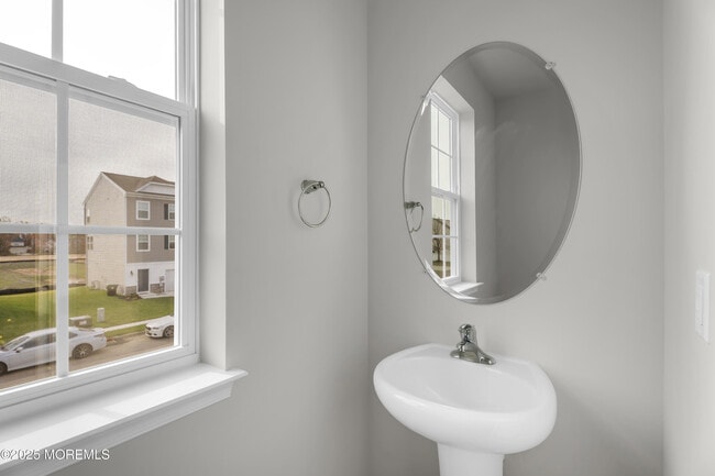 Building Photo - 216 Sandy Rdg Rd