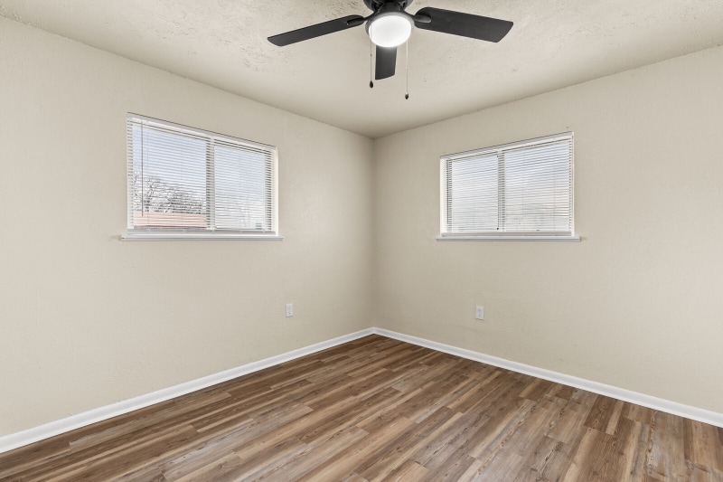 Building Photo - 316 S Barbara St