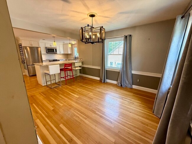 Building Photo - 100 Stimson St