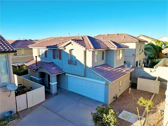 Building Photo - 10596 Corte Sierra St