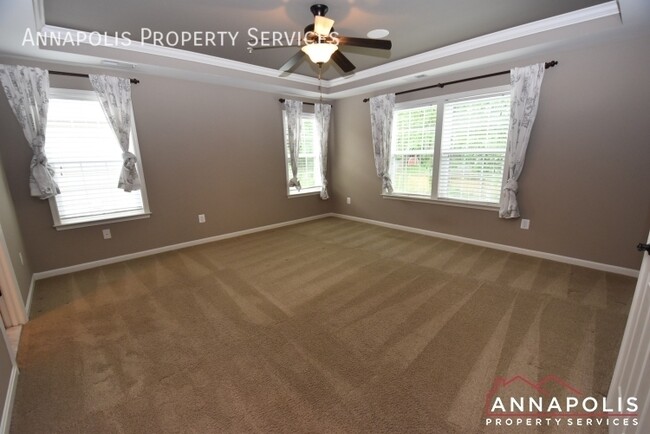 Building Photo - 402 St Martins Choice Ln