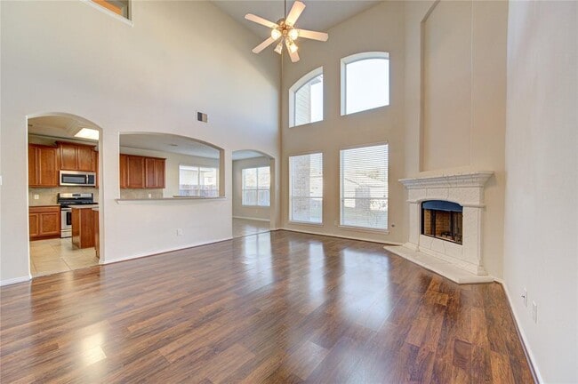 Building Photo - 18306 Wendy Glinn Way