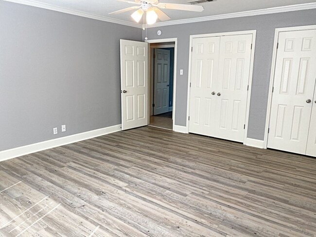 Building Photo - 3065 Willow Pl