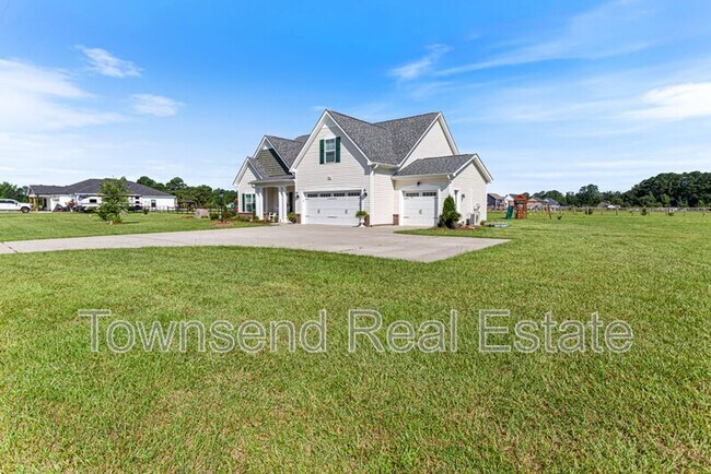 Building Photo - 2935 Duck Pond Rd