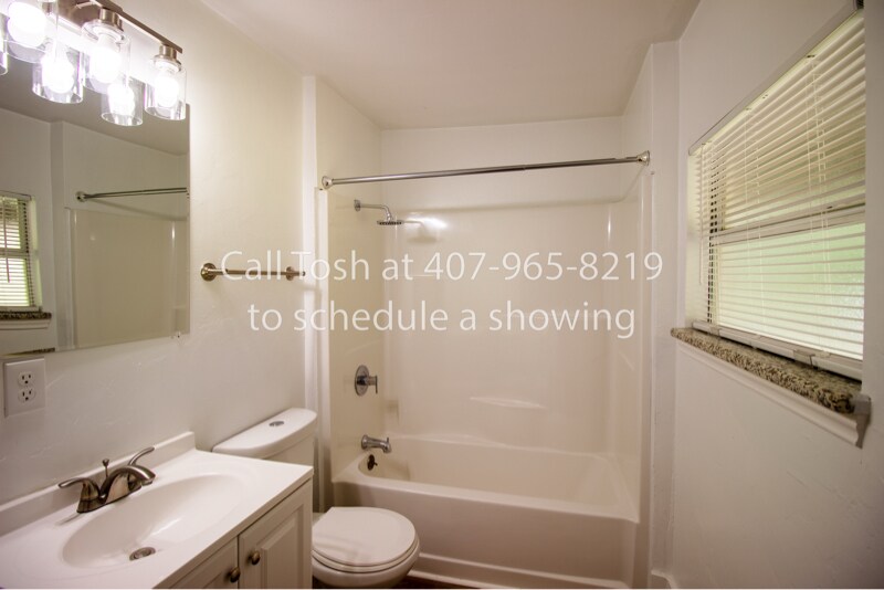 Building Photo - 519 E Evergreen St