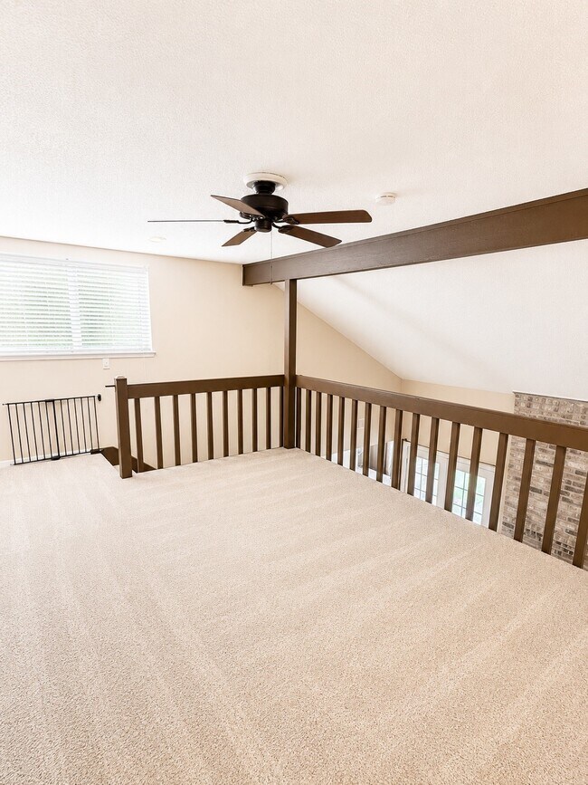 Building Photo - 2239 Highland Hills Dr
