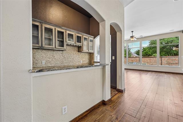 Building Photo - 8330 Elena Dr