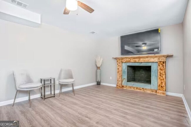 Building Photo - 6741 Gano Dr