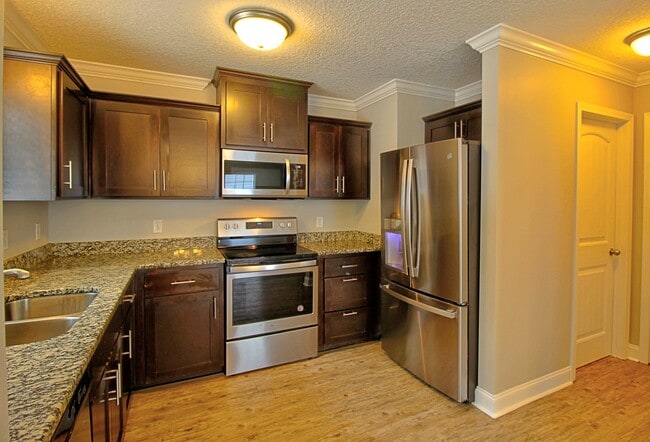 Building Photo - 1203 Cypress Fall Cir