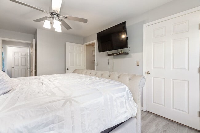 Building Photo - 22 Tyler Ct