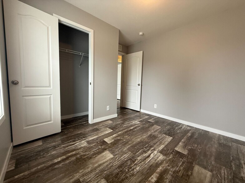 Building Photo - 71676 Heather Ct