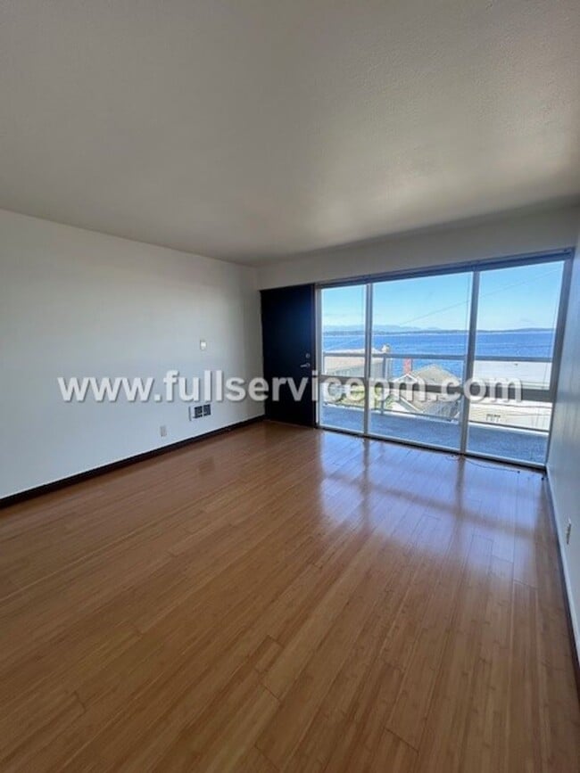 Building Photo - Alki Beach Living! Comfy 1 BD! Puget Sound Views! Super Sunsets!
