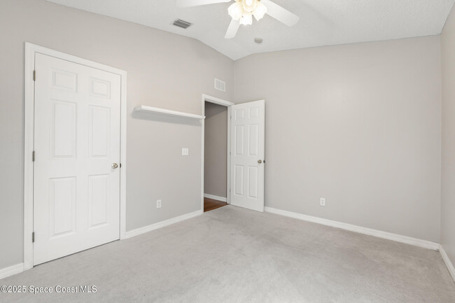 Building Photo - 1391 Olde Bailey Ln