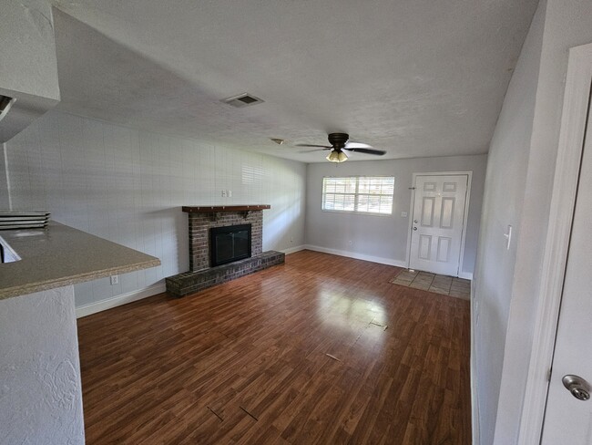 Building Photo - 5501 NW 23rd Terrace